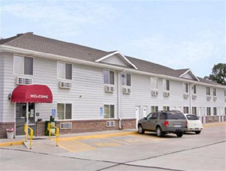 Super 8 Motel - St. Paul