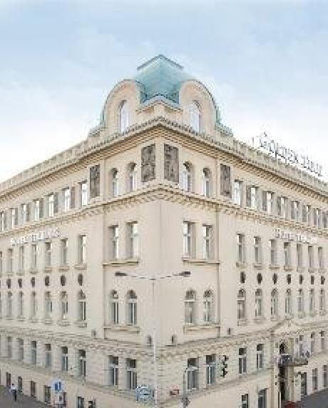 Golden Tulip Prague Terminus