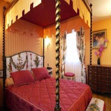 Dauphine Saint Germain Hotel