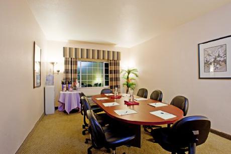 Holiday Inn Express Hotel & Suites GARDEN GROVE