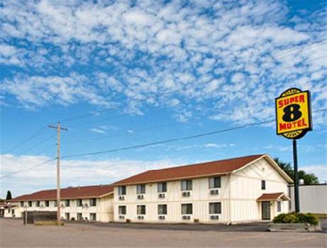 Super 8 Little Falls