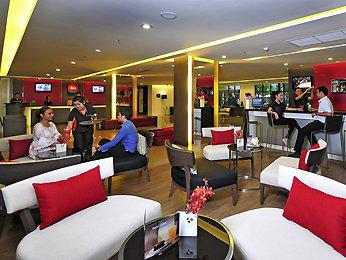 ibis Bangkok Riverside