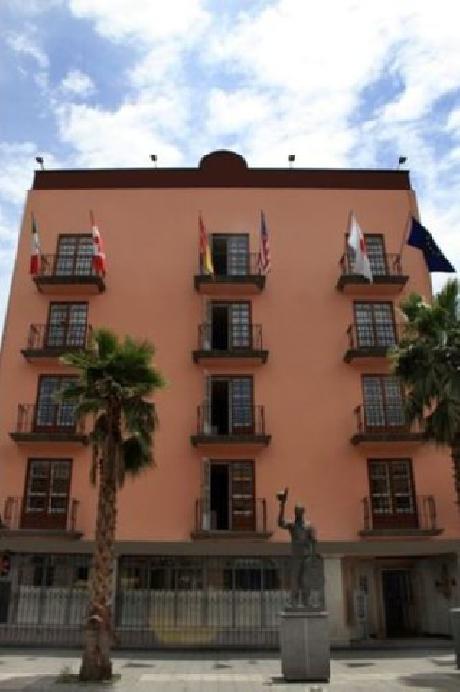 Plaza Garibaldi Hotel