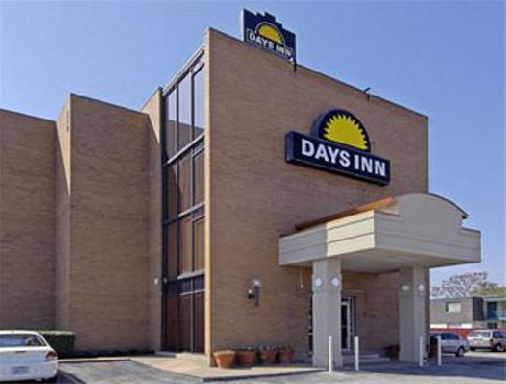 Days Inn/ Six Flags/ Ballpark/ Cowboys Stadium