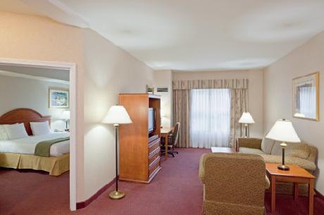 Holiday Inn Express Hotel & Suites WHITE RIVER JUNCTION