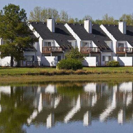 The Historic Powhatan Resort