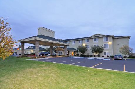 BEST WESTERN PLUS Bronco Inn