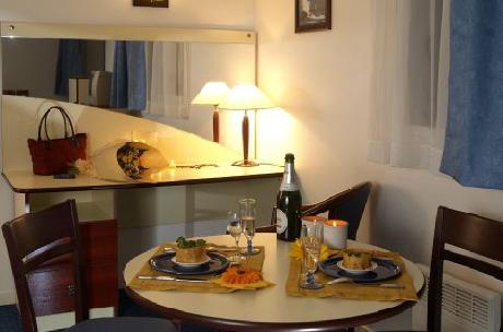 APPART'CITY Poissy Saint Louis