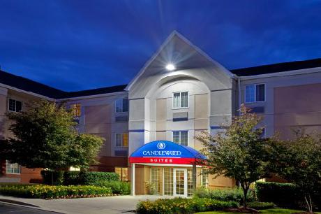 Candlewood Suites CHICAGO-WAUKEGAN
