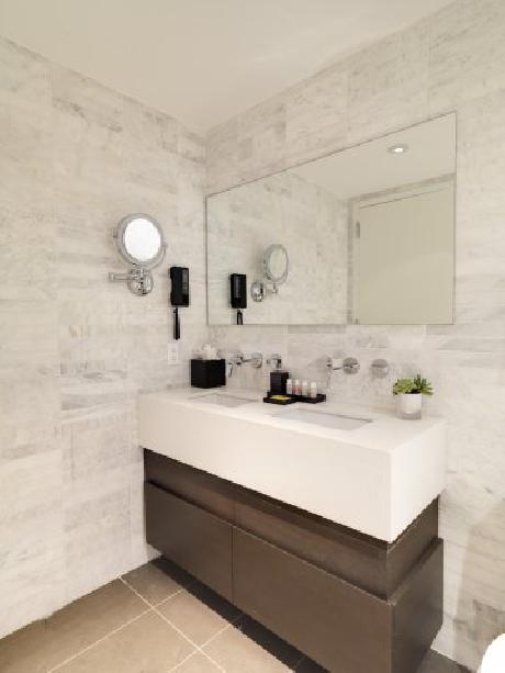 King and Grove Williamsburg