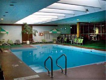 Howard Johnson Airport Hotel - Winnipeg