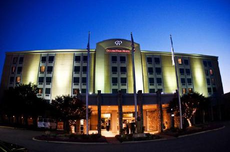 DoubleTree by Hilton Pittsburgh Airport