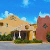 Tropical Winds Apartment Hotel