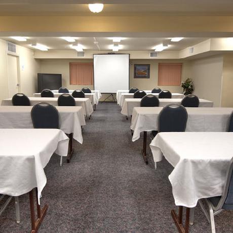 MCM Elegante Colorado Springs