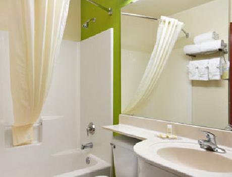 Microtel Inn and Suites Airport North San Antonio TX