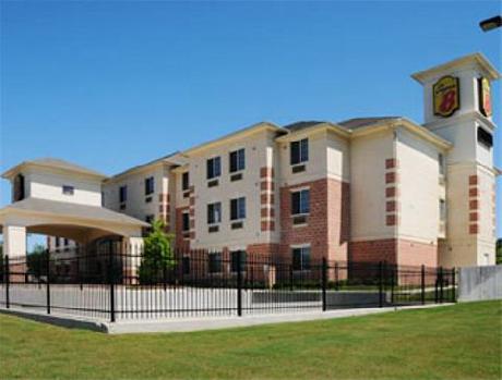 Super 8 Austin/Airport North