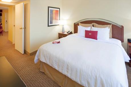 Crowne Plaza Suites ARLINGTON - BALLPARK - STADIUM