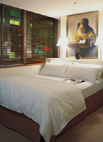 Cambridge Suites Toronto