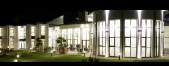 La Mon Hotel And Country Club