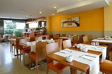 Apartamentos Atenea Park