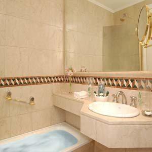 Grand Boulevard Hotel