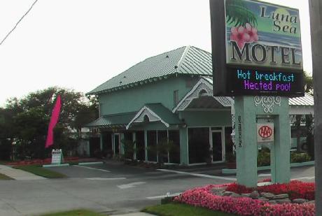 Luna Sea Motel