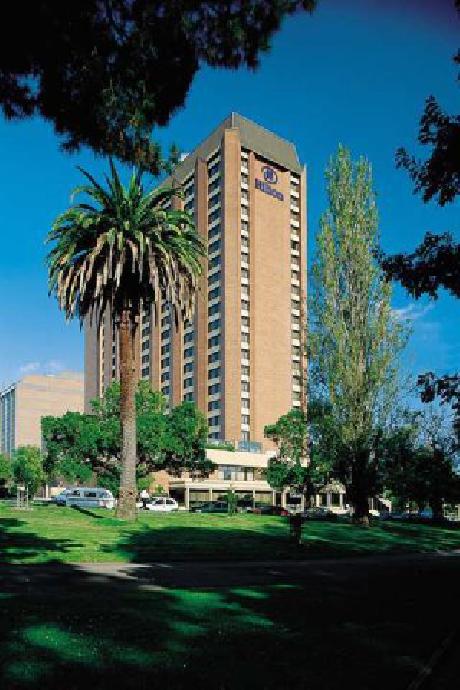 MELBOURNE HILTON ON THE PARK