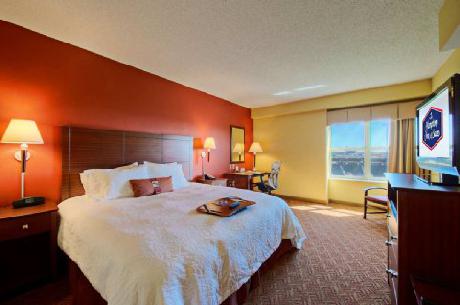 Hampton Inn  Suites Oklahoma City