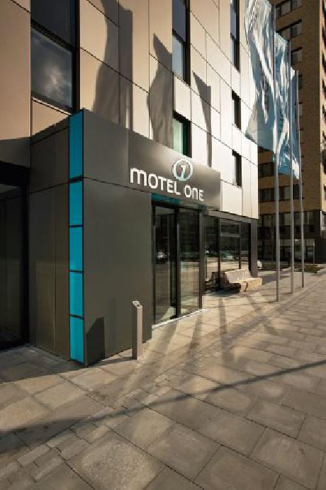 Motel One Hamburg-Alster