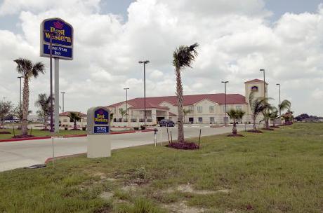 BEST WESTERN PLUS Lone Star Inn