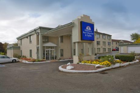 Americas Best Value Inn and Suites-Glen Ellyn/Chicago