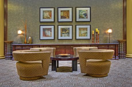 Crowne Plaza Suites DALLAS-PARK CENTRAL