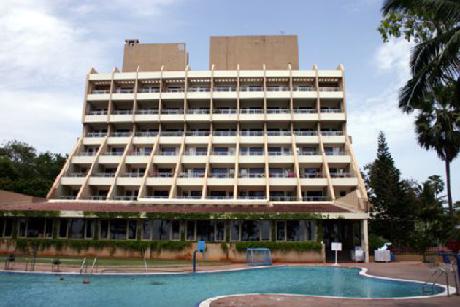 The Resort Madh Marve