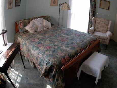 Carrier Houses Bed and Breakfa