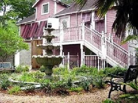 Peace and Plenty Inn