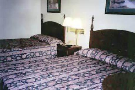 Royal Inn and Suites