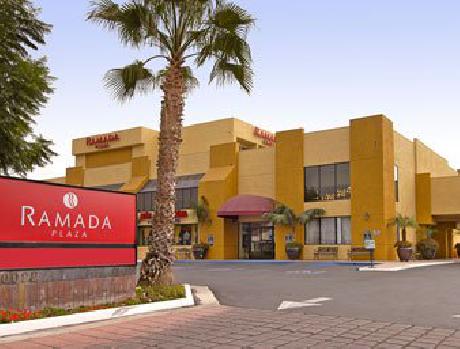 Ramada Plaza Hotel Garden Grove