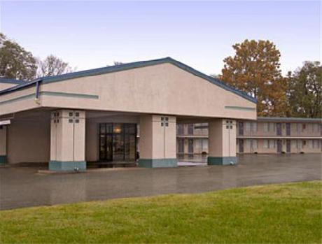 Super 8 Henderson-Evansville