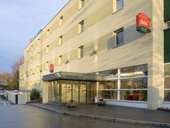 Churchill Suites Intracoastal Yacht Club