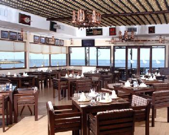 Al Muntazah Plaza Hotel and Suites