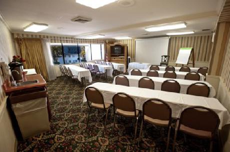 Country Inn & Suites By Carlson, Ventura, CA