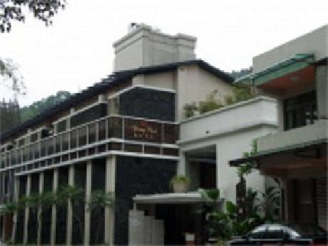 Spring Park Urai Spa Resort