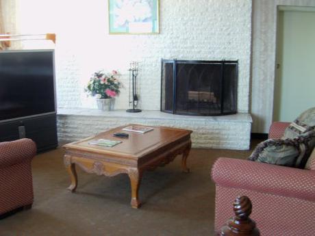 Palm Grove Hotel and Suites