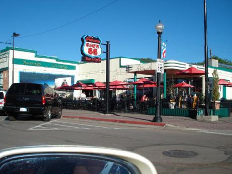 Holiday Inn WILLIAMS