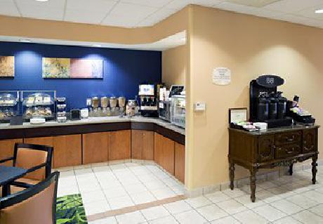 Fairfield Inn & Suites Rogers