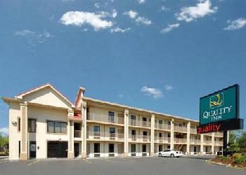 Quality Inn Parkway