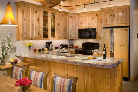 Destination Resorts Snowmass