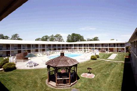 Crystal Inn Eatontown