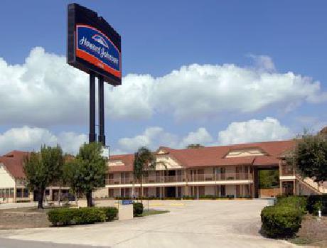 Howard Johnson San Marcos