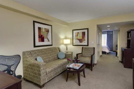 Hilton Garden Inn Waldorf